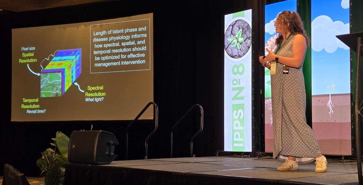 DrSethMurray's tweet image. Dr. Katie Gold from @CornellAgriTech, at opening keynote of @I_P_P_N symposium shows detection of multiple diseases for grape growers using remote sensing, these tools can reduce the time and uncertainty between detection and intervention, well before visible observation. #IPPS8