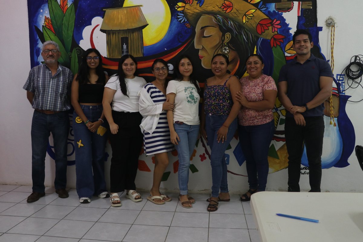 ¡Mujeres por la defensa y acceso al territorio!🔥

Las integrantes de la Casa de la Mujer Indígena y Afromexicana culminamos con el taller: introducción a los derechos agrarios.

Agradecemos profundamente al equipo de <a href="/ProDESC/">ProDESC</a> por brindarnos esta capacitación en materia agraria.