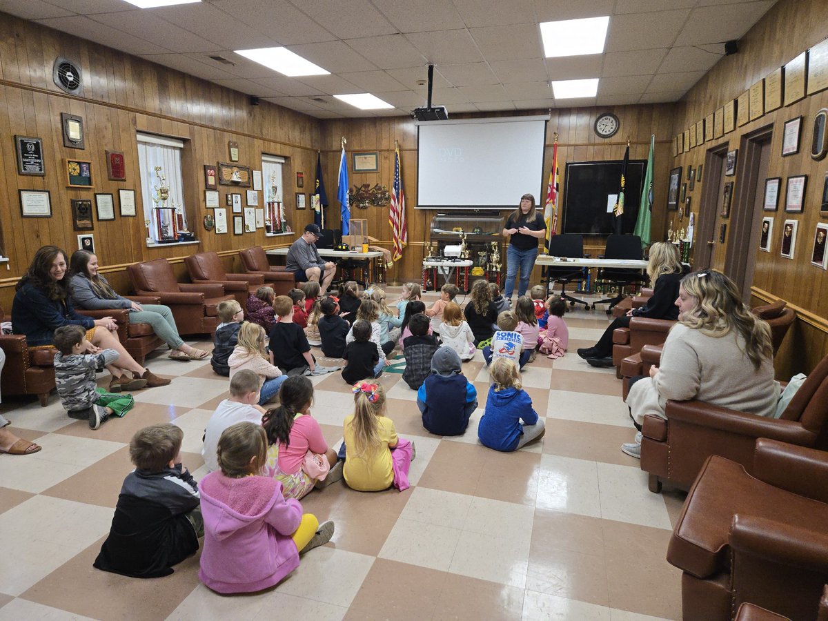 PotomacVFC2's tweet photo. Fire Prevention Week has kicked off in Westernport with a visit from our friends at Westernport Elementary School. "This is one of our favorite events of the year, and we take pride in educating our youth on fire prevention," FF/EMT Jonathan Dayton. #pfc2 https://t.co/LGFsZwLQjV