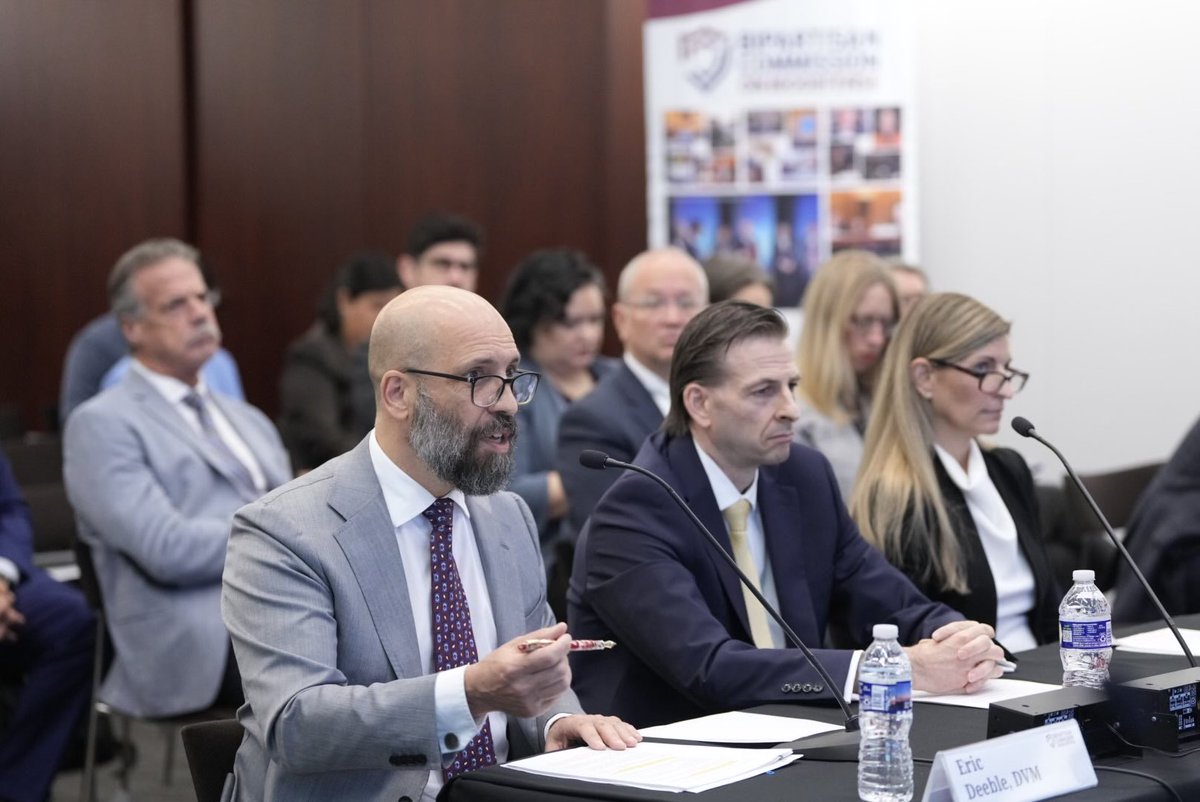 “H5N1 in poultry is a devastating disease with a mortality rate of over 98%” - Dr. Eric Deeble, Deputy Under Secretary for Marketing and Regulatory Programs, <a href="/USDA/">Dept. of Agriculture</a> 

biodefensecommission.org/events/fluency…