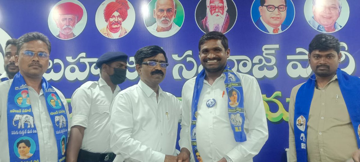Kbrajubsp's tweet photo. బిస్పి రాష్ట్ర అధ్యక్షులు గౌరవనీయులు శ్రీ మంద ప్రభాకర్ గారు నన్ను బిస్పి సూర్యాపేట జిల్లా ఇన్చార్జిగా నియమించినందుకు ప్రత్యేకమైన జై భీం https://t.co/e8vqqeRlv0