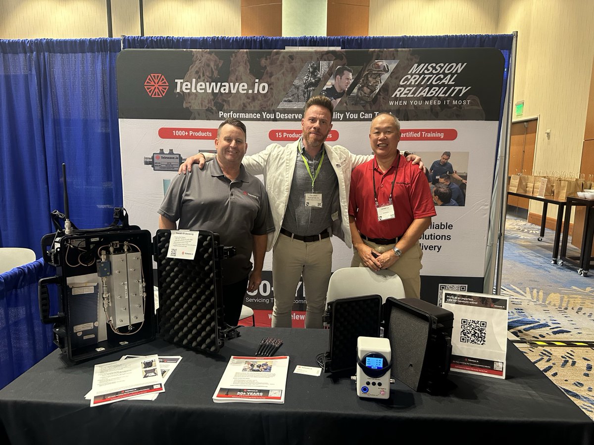 telewave_io's tweet photo. https://t.co/KLcwMPiSqt showcased PRM Series and 44DL Digital Wattmeter at California APCO, connecting with RF industry professionals.

Read the full newsletter on our website:
https://t.co/S1dL2SBBJa https://t.co/rhcXIsHKBJ