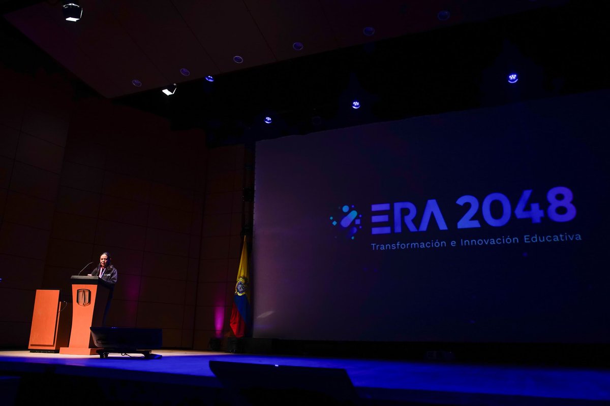 "En ERA 2048, reconocemos a nuestros profesores en constante evolución, nos inspiramos en lo que otros colegas están haciendo, y empezamos a visualizar esa universidad del 2048. Juntos, trazaremos los primeros caminos hacia su construcción y transformación".

Silvia Caro,