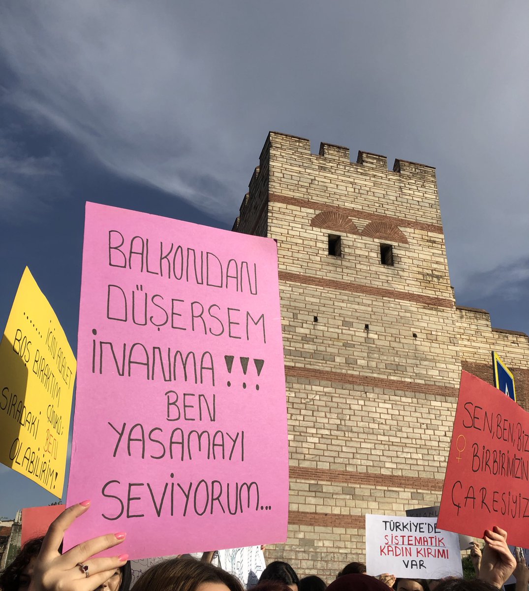 istanbul sözleşmesi yaşatır 
yaşamayı seviyoruz aksine inanma 
#6284üuygula
#istanbulsözleşmesiyaşatır