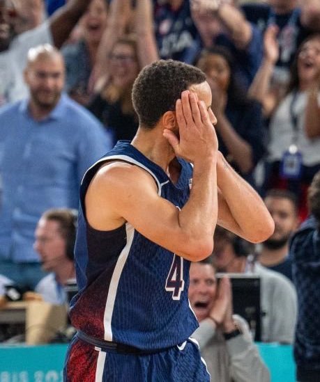 TheDunkCentral's tweet photo. Who do you want taking the last shot?

NBA GMs voted for Stephen Curry 🔥

(Via https://t.co/wWGNmWoaNH) https://t.co/eRm552ajet