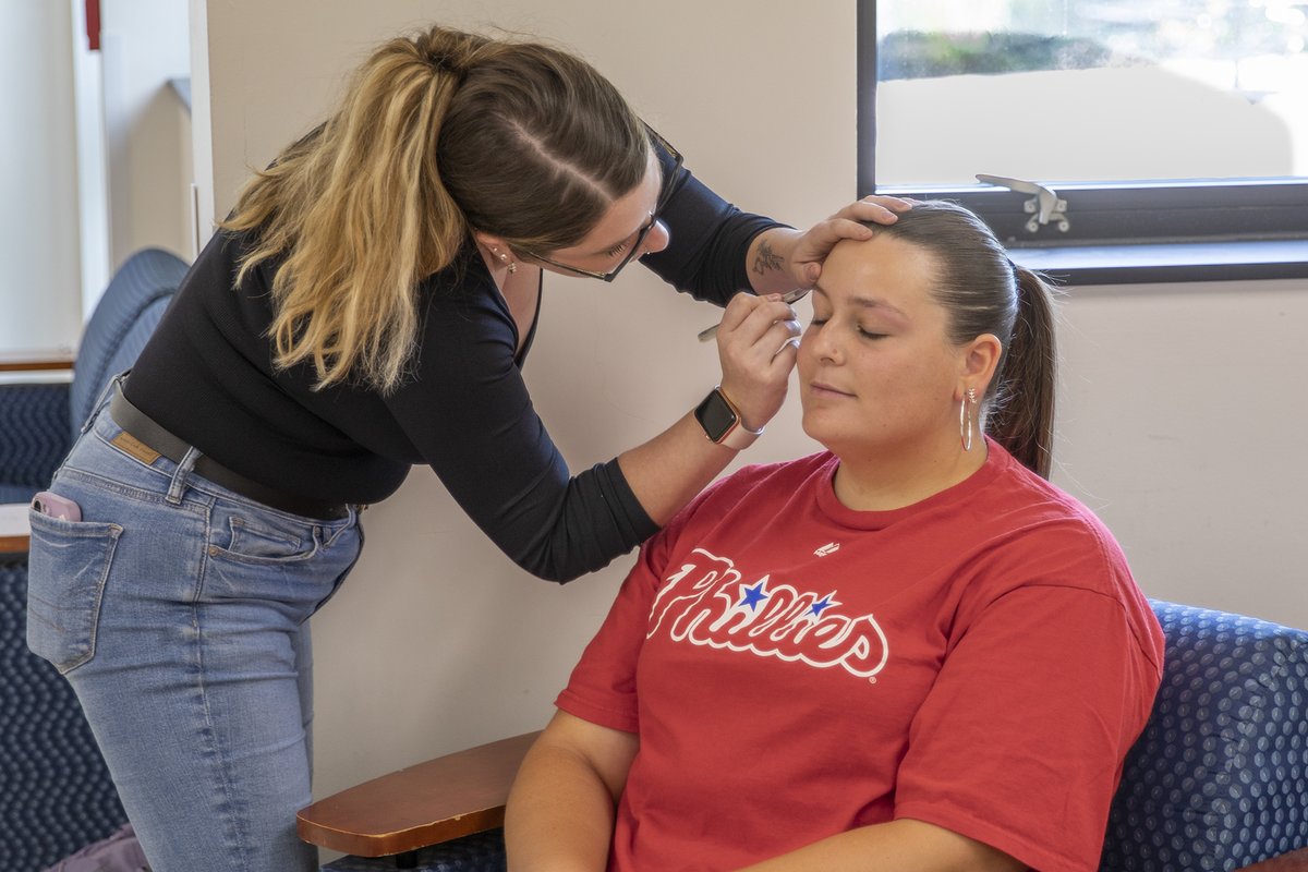 Berks Benefitting THON's fundraising efforts are in full swing! Yesterday, they hosted Cuts for Kids in partnership with Studio West of West Reading, offering manicures, hair cuts, eyebrow waxing, raising nearly $600 for the kids in just four hours! #FTK 💠