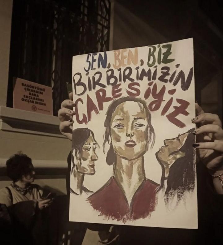 vzndar's tweet photo. #istanbulconventionkeepsalive
#istanbulsözleşmesiyaşatır
#reenact6284
#6284uygula https://t.co/ezeIm0MoKo