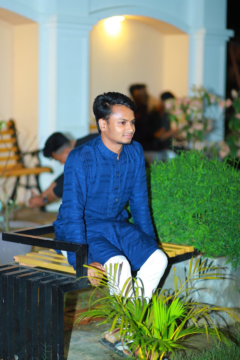 itamahmudbd's tweet photo. #itamahmudbd #you https://t.co/bpbIZnC2Kw