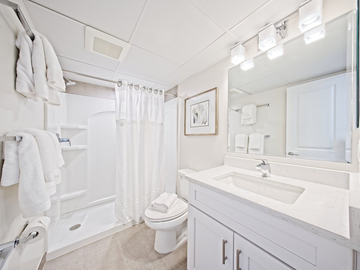 us_premier's tweet photo. Looking for short term housing for your business, employees or just yourself? Welcome to U.S Premier Locations, the premier place to find housing for your time away from home. Give us a call and we'll be happy to help as soon as today! https://t.co/RR01Ggojmt