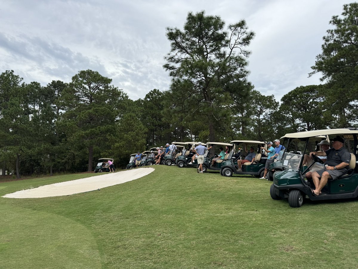 columbia_cc's tweet photo. A whole lot of CCC Member Guest fun! Who’s excited for our Member Member Tournament in a few weeks?! https://t.co/JsBGAYjq6w