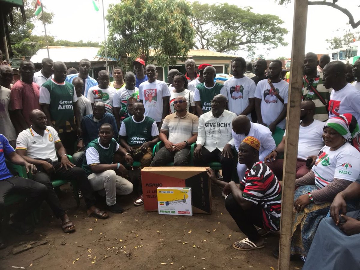 ItsAmos1's tweet photo. My deputies and I donated two Plasma TVs and Antennas to two groups in the Tema East Constituency on behalf of His Excellency John Dramani Mahama and the MP, Hon Isaac Ashai Odamtten. Present were the Constituency Executives led by the Chairman Kempes. https://t.co/mzaHfjXwOG