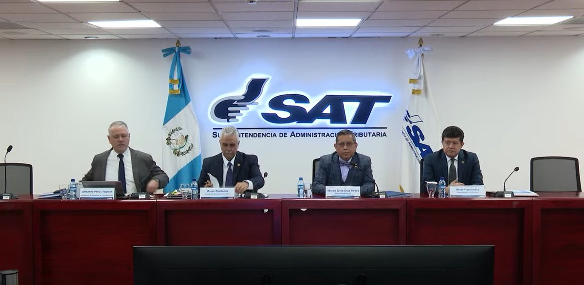 #AhoraLH | Inicia conferencia de prensa de la Superintendencia de Administración Tributaria (SAT)  sobre actualización del caso B410, acciones judiciales y seguimiento.

✍️📷: Heidi Loarca