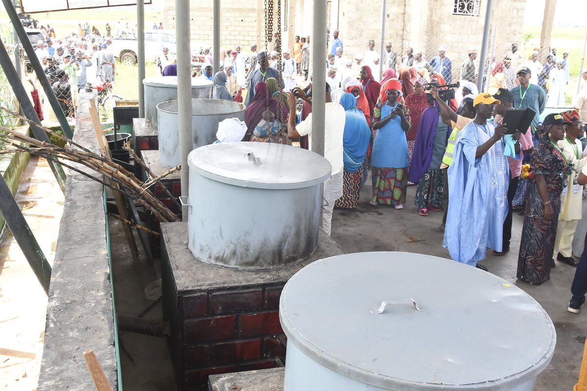 NigeriaSasakawa's tweet photo. The ongoing #KSADPworkshop is being attended by participants from various states in Nigeria. As they embarked on visits to the KSADP/SAA project locations today, they commended the interventions empowering women in Kano State. #WomenEmpowerment #Livelihood #gender https://t.co/1pABuzQbhb