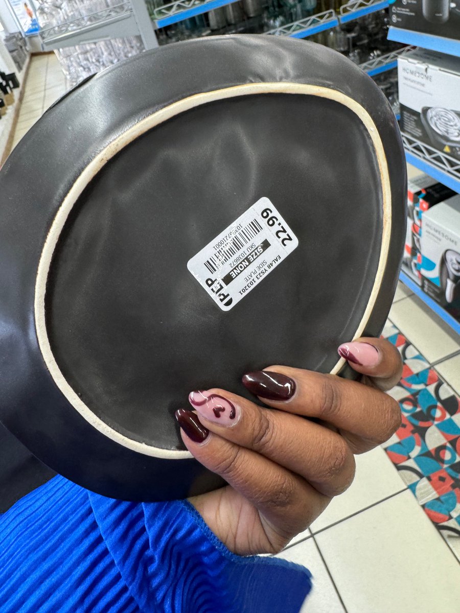 DropdLive's tweet photo. Unique shaped side plate❤️from @PEPstores_SA  home for R22.99✨. Store Located: Gezina galleries 📍.

#explore #dropd #explorepage #pep #pephome  #homedecor #girltalkza https://t.co/rikx1wT8tn