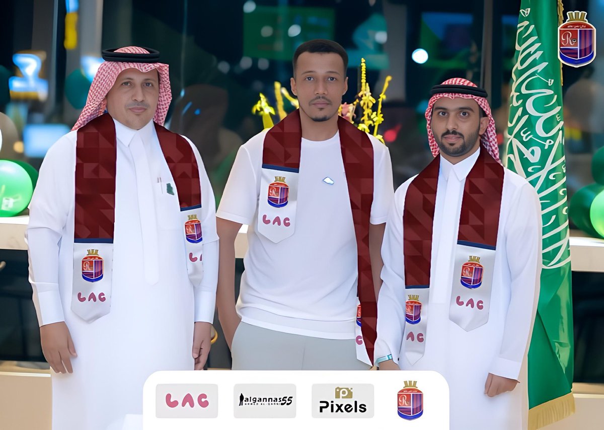 ✍🏻📄 ||

وقعت إدارة فريق #ريان_بني_بحير ممثلة برئيس الفريق
أ. صالح سالم الحارثي
عقد رعاية مع مؤسسة #لاك ممثلة بصاحبها
أ. عبدالله أحمد القرني 
ليكون اسم لاك على قميص ريان بني بحير😍

نفخر بهذه الشراكة .. متمنين التوفيق للجميع 🤝❤️💙

#ريان_بني_بحير
#لاك 🩷
 #العرضيات