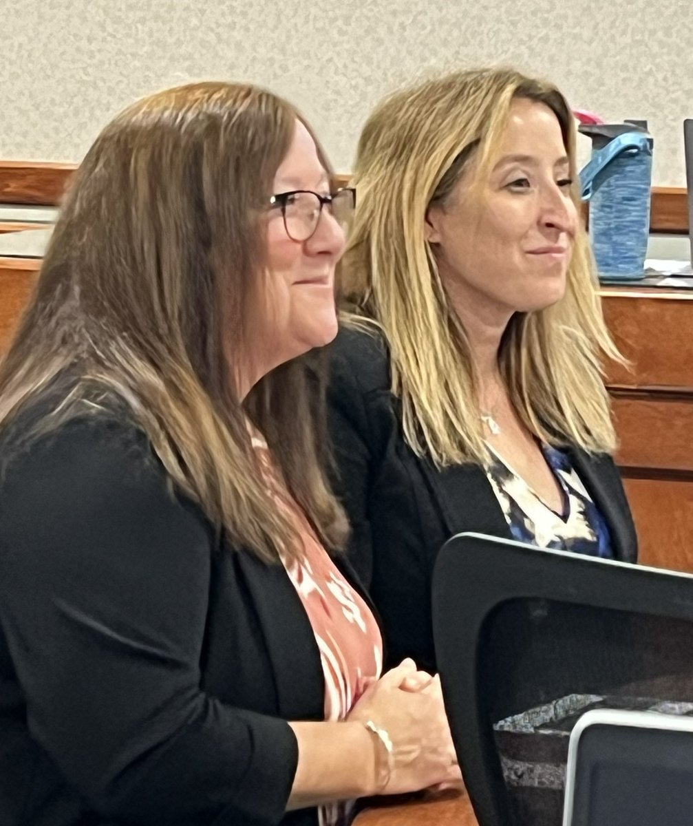 PutALydiaOnIt's tweet photo. MI Teacher of the Year Kelley Cusmano, Rochester HS, &amp; Molly Dunham, Reg 2 ToY, Kingsley Elem., presented on the importance of strong mentorship programs to fight the teacher shortage. @massp Cusmano advocates for student leadership as well. @mascmahs https://t.co/WsoeVQyMi1 https://t.co/iYijBXFJjP