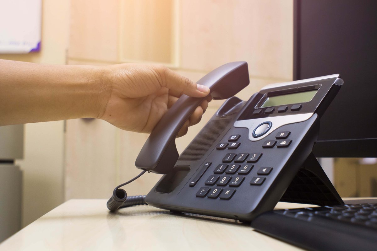 comreg's tweet photo. Blueface Ltd is ceasing to provide business telephone services as of Tuesday, 22 October 2024. We advise customers to switch telephone provider now.

For more information visit  https://t.co/3vTJAxRyq3 https://t.co/VFNOf1jQnn