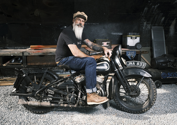 LauderdaleHouse's tweet image. #THIRTEEN are back from 9 October - 4 November! With an eclectic range of interests &amp;amp; experiences, each member of THIRTEEN draws on their unique perspective to inspire their work. See the work first and meet the photographers on the opening night Wednesday 9 October 7.30-9.30pm.