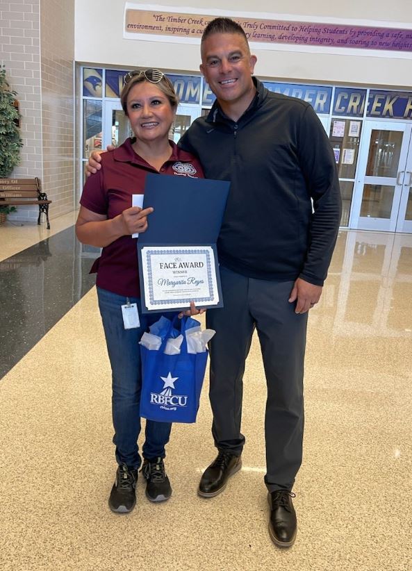 TimberCreek_HS's tweet image. Congrats Mrs. Margarita  for being recognized  with @KellerISD FACE AWARD!

#TCOD #THECREEKISRISING