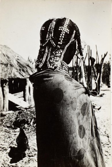 African crowns tweet media