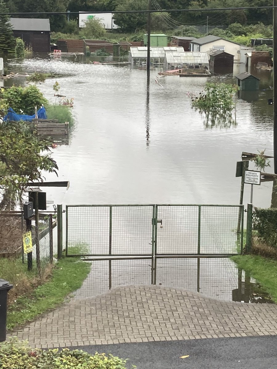 ☕️Carol Hedges 💙💛(also at @caroljhedges) (@riotgrandma72) on Twitter photo 💦🌦️💦🌦️💦🌦️
Dear <a href="/Ofwat/">Ofwat</a> … it makes no difference fining companies like <a href="/thameswater/">Thames Water 💧</a> <a href="/AnglianWater/">Anglian Water</a> <a href="/YorkshireWater/">Yorkshire Water 💧</a> etc
All the bastards will do is reslap it onto our bills. And claim they can’t improve sewage processing as they can’t ‘afford’ it, while still paying dividends. 💦🌦️💦🌦️💦🌦️
Dear <a href="/Ofwat/">Ofwat</a> … it makes no difference fining companies like <a href="/thameswater/">Thames Water 💧</a> <a href="/AnglianWater/">Anglian Water</a> <a href="/YorkshireWater/">Yorkshire Water 💧</a> etc
All the bastards will do is reslap it onto our bills. And claim they can’t improve sewage processing as they can’t ‘afford’ it, while still paying dividends.