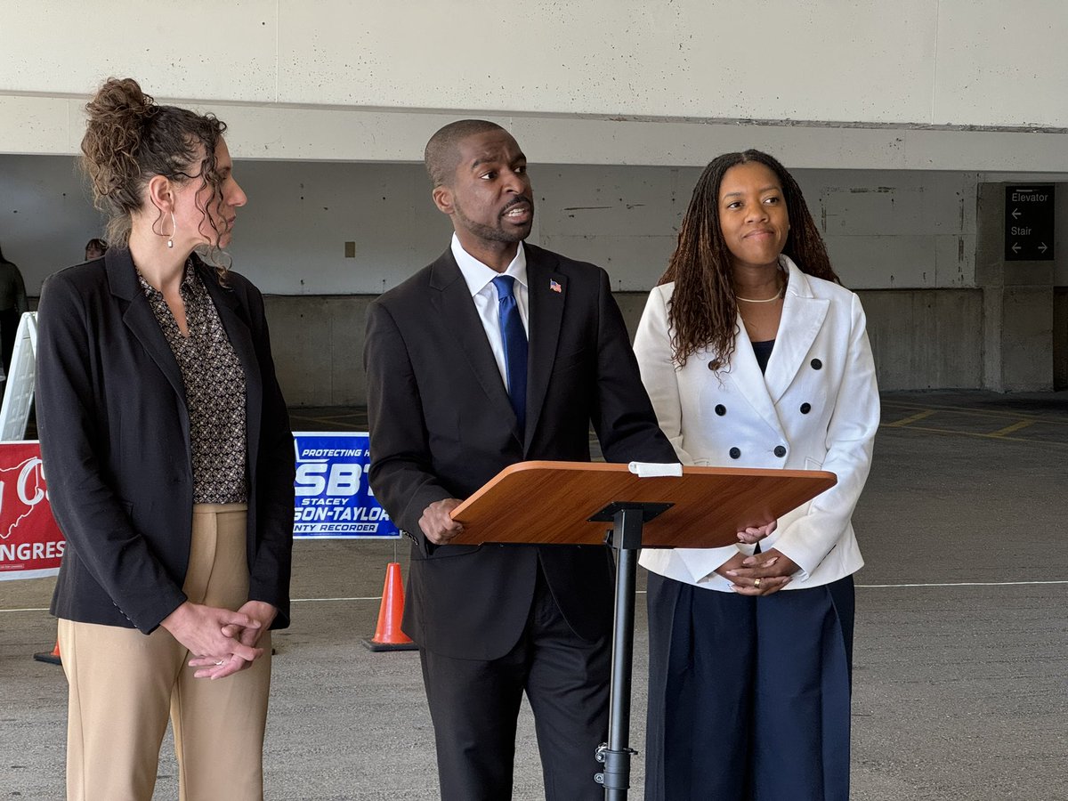 willisb_jr's tweet photo. Excited to join my friends @TimsDesiree and @roseforohio in kicking off early voting in Montgomery County! Looking forward to working with these two to fight for for our community. https://t.co/co8W0qq14k