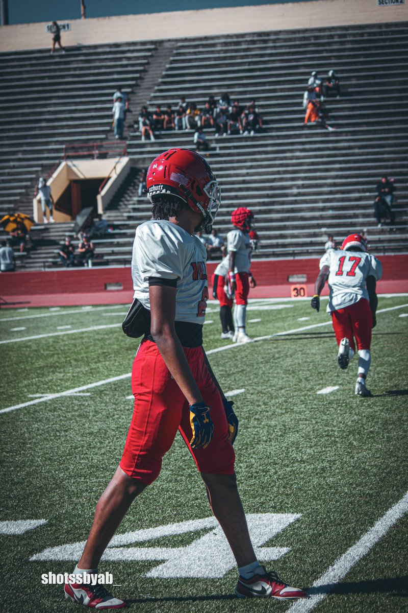 Mid season highlights should be dropped by Wednesday night if not before be on the look out for number 2!!!
Last game we won 20-0 vs are cross town rivals Jesse Bethel 
6 receptions 
1 touchdown
90 yards 
And 0 drops though the mid season
