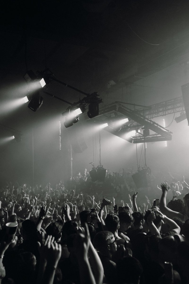 itsdaisydenham's tweet photo. Welcome To The Warehouse 📸

@WHP_Mcr @enzosiragusa @djchrisstussy @joshbaker__ https://t.co/jzIAqNJQu7