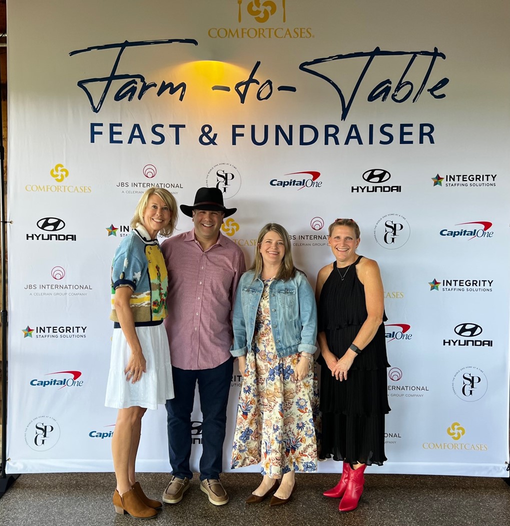 JBS_Inc's tweet image. JBS was proud to be a compassion sponsor of the @ComfortCases 2024 Annual Farm-to-Table Feast &amp;amp; Fundraiser. There are ~437,000 children in #FosterCare. Each one deserves to feel a sense of dignity. It’s an honor to support #ComfortCases in this important work. #NoMoreTrashbags