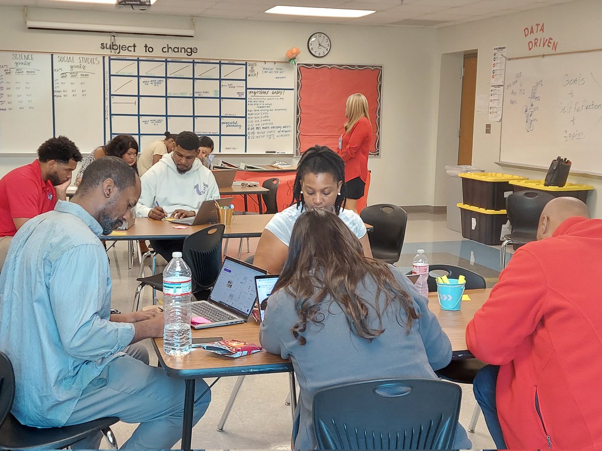 Janet Ramirez tweet media