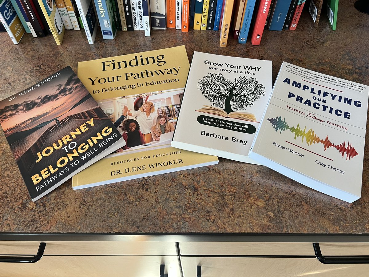 m_drez's tweet image. Huge thanks to @IleneWinokur for gifting these to me and some of our @LakeShoreCSD educators. Getting some 💡 from some of the best here including @mrccheney @PavWander @CheyandPav @bbray27! #edtechLSC