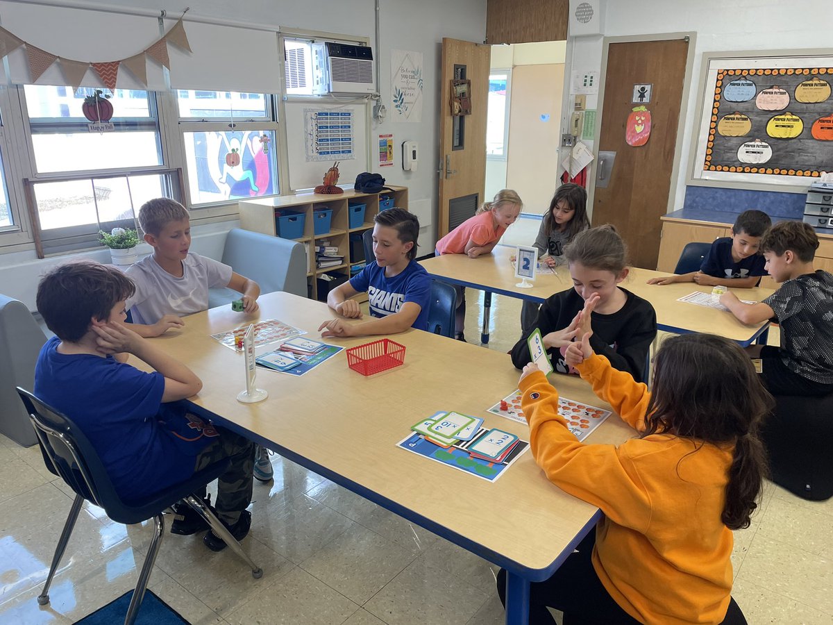 We 🩵 <a href="/MrsAJMorgan/">Angela Morgan</a> ‘s Math Lab! We had so much fun playing fall themed math games to help us practice our multiplication facts! 🍁🍂
