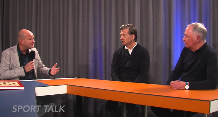 JW van den Akker (@akkerjw) on Twitter photo In deze aflevering van Sport Talk is naast vaste gast Henk Mees, Bernard Schuiteman, Technisch Directeur van FC Den Bosch te gast bij presentator Jan-Willem van den Akker, in de studio van Medialeerpark. youtu.be/rjvddL5rNSI <a href="/mijnfcdenbosch/">FC Den Bosch</a> <a href="/bayer04fussball/">Bayer 04 Leverkusen</a> #sport #DenBosch In deze aflevering van Sport Talk is naast vaste gast Henk Mees, Bernard Schuiteman, Technisch Directeur van FC Den Bosch te gast bij presentator Jan-Willem van den Akker, in de studio van Medialeerpark. youtu.be/rjvddL5rNSI <a href="/mijnfcdenbosch/">FC Den Bosch</a> <a href="/bayer04fussball/">Bayer 04 Leverkusen</a> #sport #DenBosch