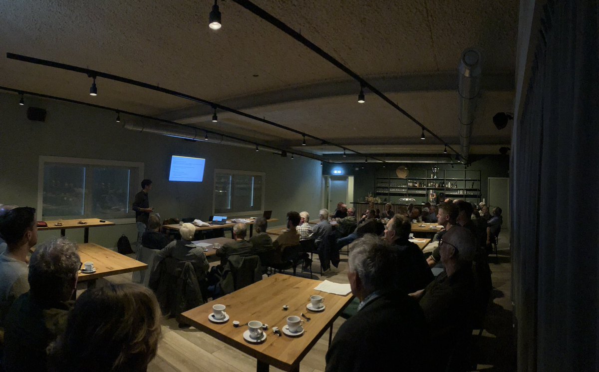 Lezing geven met collega Wouter op de ledenvergadering van WBE Midden-Brabant. Belangrijk om elkaars doelen te delen en waar we kunnen samenwerken. Niemand wordt beter van een landschap zonder leven.