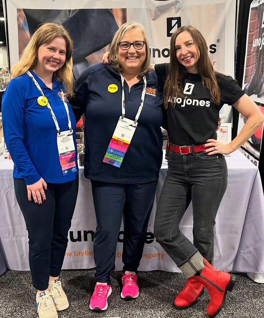 #repost by @cosawoveworkwear

We couldn’t be more excited to share our new partnership with @junojonesshoes Safety Boots! Juno Jones makes award winning safety boots for women in industry. Founder Emily Soloby is a women’s advocacy lawyer turned transpor… instagr.am/p/DA39GpnziDK/