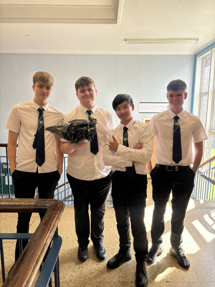 Lenzie BusEd tweet media