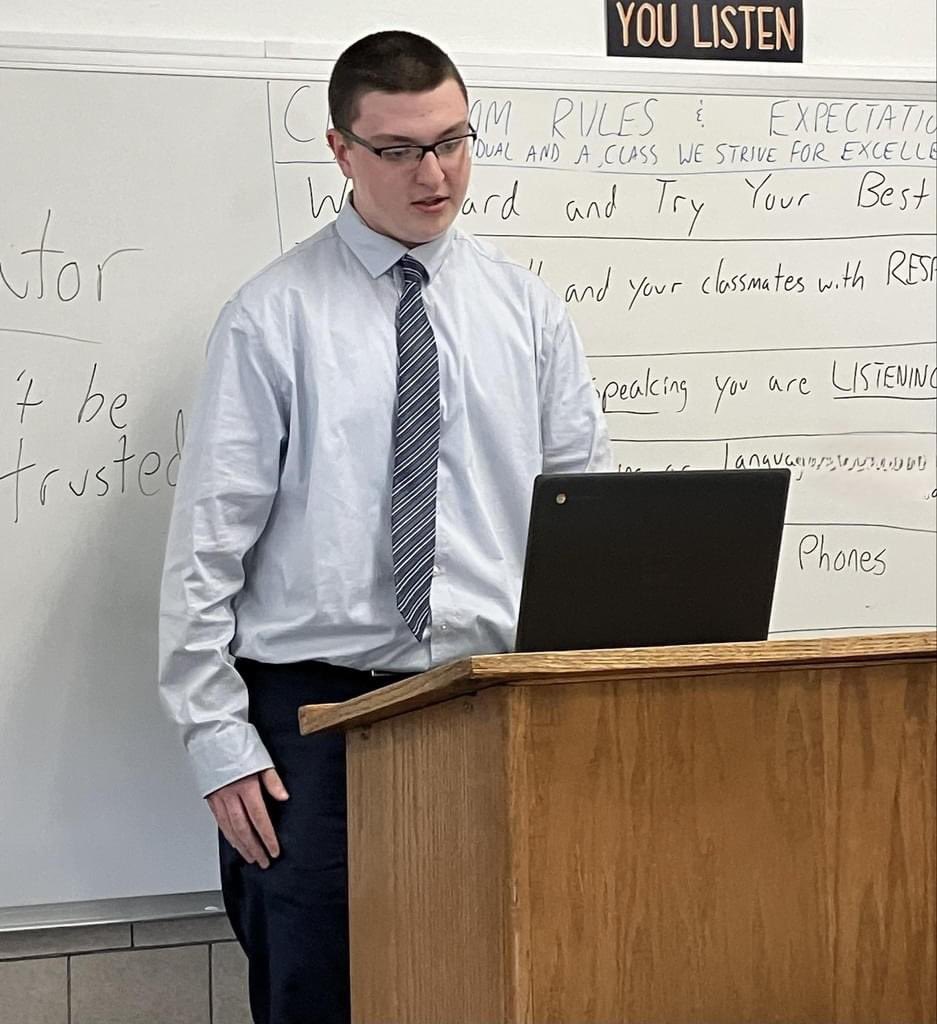 BishopTimonHigh's tweet photo. Our English 11 Honors students in Mr. Hansgen's class delivered persuasive speeches on topics like online censorship, electric cars, and modern society. They argued their stance while acknowledging the opposing side, sharpening their debate skills https://t.co/lIHHdV3MOM