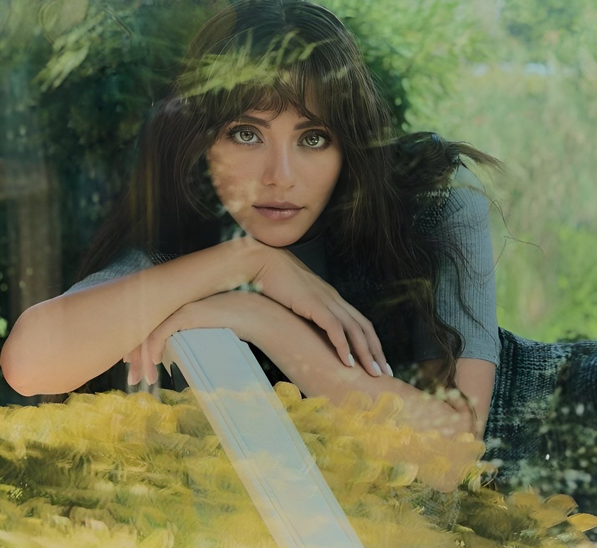 🌼💚  Zümrüt güzellik

#SılaTürkoğlu #InStyleTurkiye