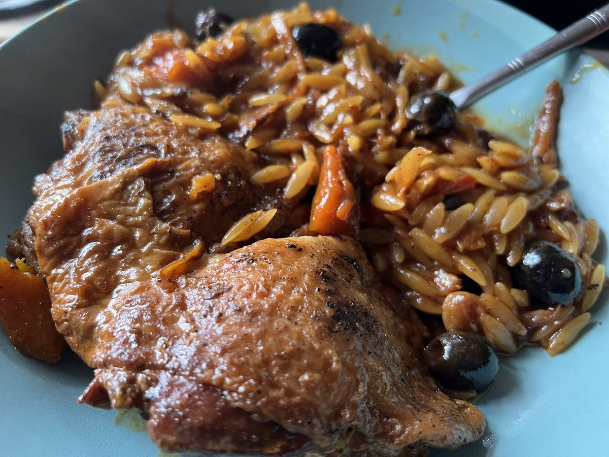 Dave Lee tweet media