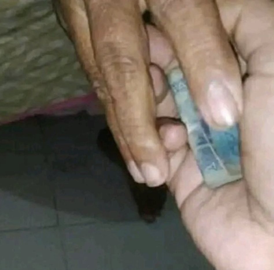 खाप द्वारा विनेश को जीतने की खुशी में दिया गया मुख्यमंत्री का पद और ये रुपए।

#HariyanaElection2024 
#Hariyanaresult 
#Hariyana