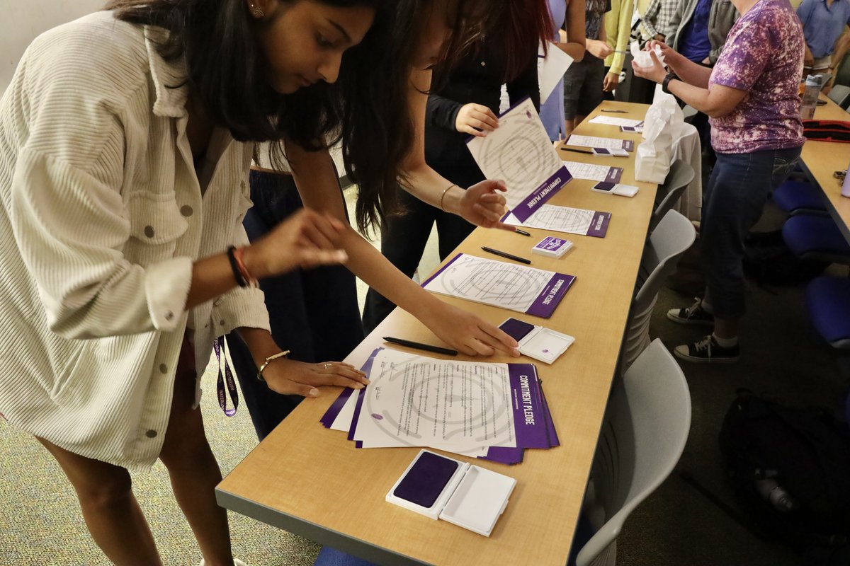 WaterlooENG's tweet image. This past September, all 1A students across Engineering &amp;amp; Architecture received their #WaterlooEngineering pin. Designed by Gordon Fountain (BASc 2024, Mechantronics), the pin symbolizes the commitment to their work, studies &amp;amp; our community. Congratulations to all our students!
