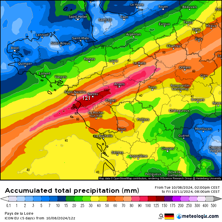 SergeZaka's tweet photo. Ce soir, j'exprime ma vive inquiétude pour toutes les régions entre Nantes et La Roche-Sur-Yon. De nombreux modèles indiquent des cumuls dépassant les 100mm en 48h, ce qui pourrait justifier un niveau de vigilance Rouge*.
Demain sera une journée incroyable de la Vendée au Luxembourg.

* Je considère que les critères sont remplis mais seul Météo-France décide du caractère officielle de ce niveau de vigilance.