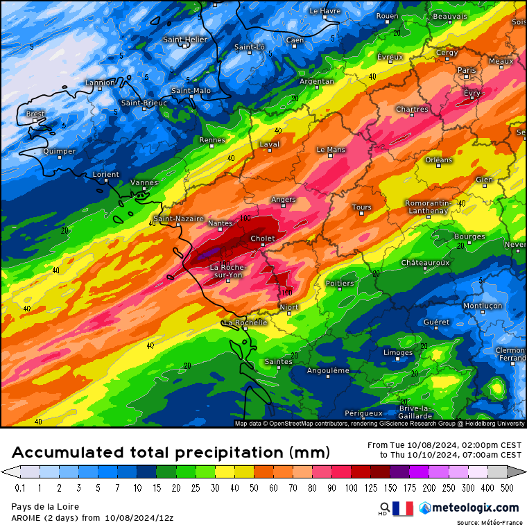 SergeZaka's tweet photo. Ce soir, j'exprime ma vive inquiétude pour toutes les régions entre Nantes et La Roche-Sur-Yon. De nombreux modèles indiquent des cumuls dépassant les 100mm en 48h, ce qui pourrait justifier un niveau de vigilance Rouge*.
Demain sera une journée incroyable de la Vendée au Luxembourg.

* Je considère que les critères sont remplis mais seul Météo-France décide du caractère officielle de ce niveau de vigilance.