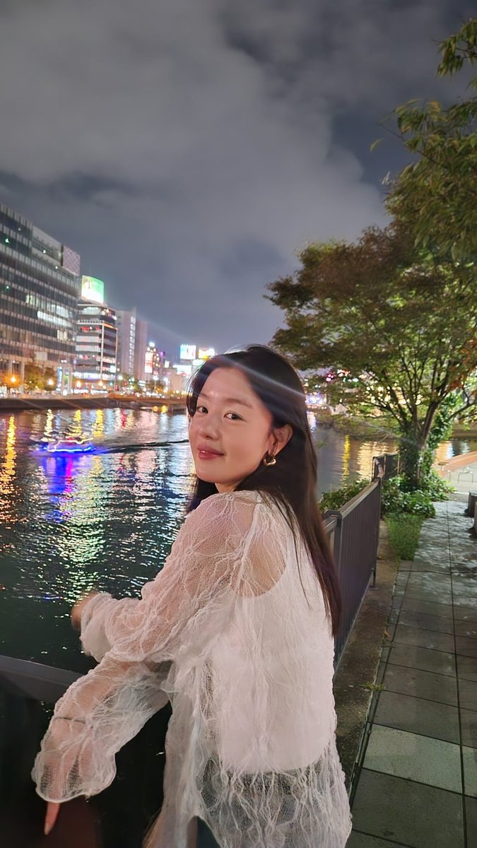 shh2hh's tweet photo. https://t.co/4CEb8mEeNn