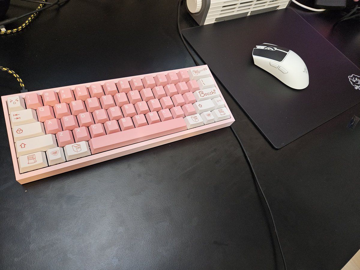 Ryan_Megii's tweet photo. New keyboard https://t.co/3x6aVjN6Tz