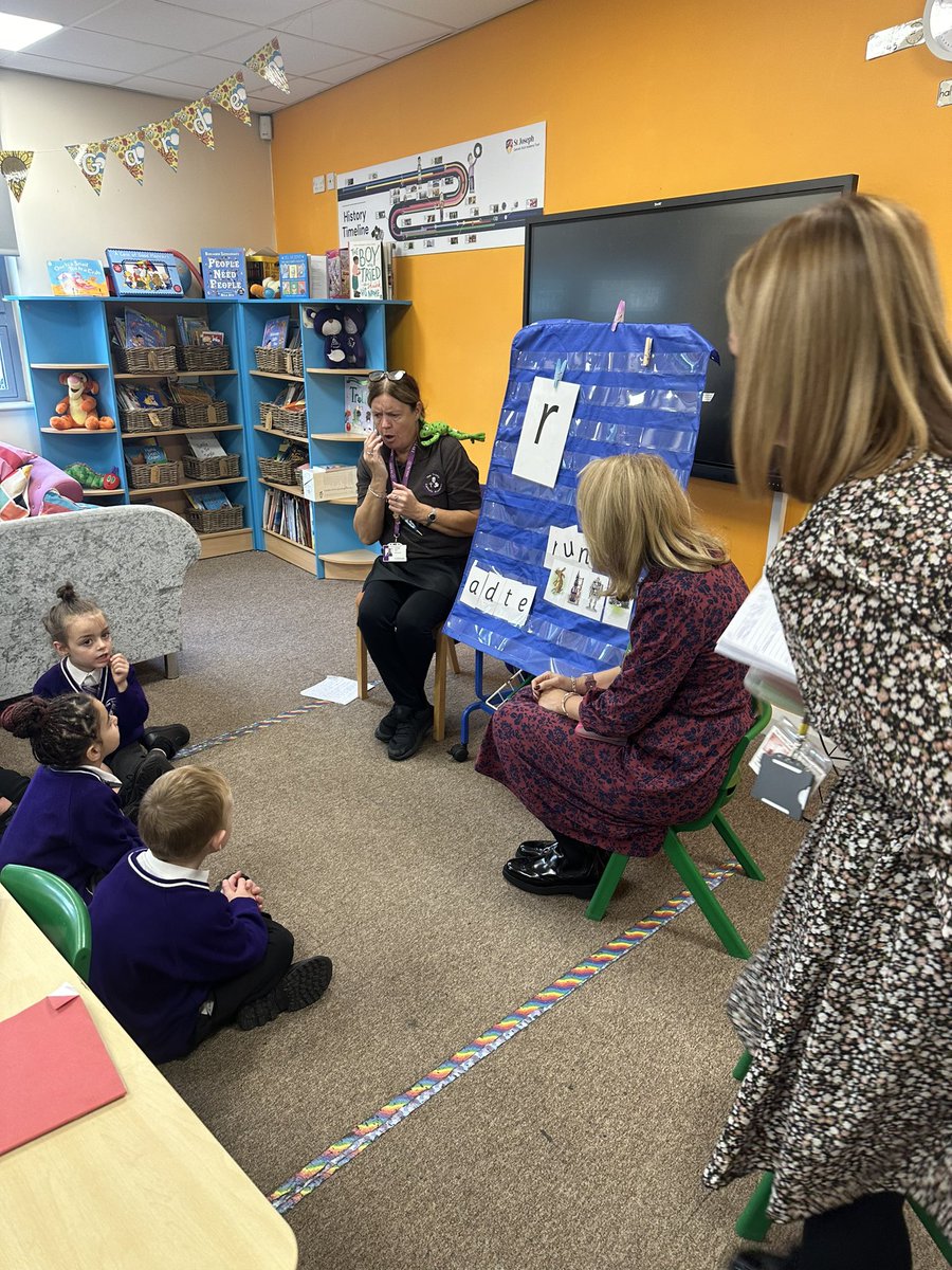 TheTrinityL5's tweet photo. Our Read Write Inc staff are always grateful to welcome the Ruth Miskin team on Development Days! Together, we ensure every child has the opportunity to learn to read, with focused training and support that empowers both our children and staff. 📚@StJosephCMAT @RuthMiskinEdu https://t.co/HdppAdD5rv