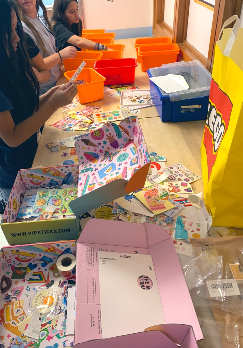 OMS Library tweet media