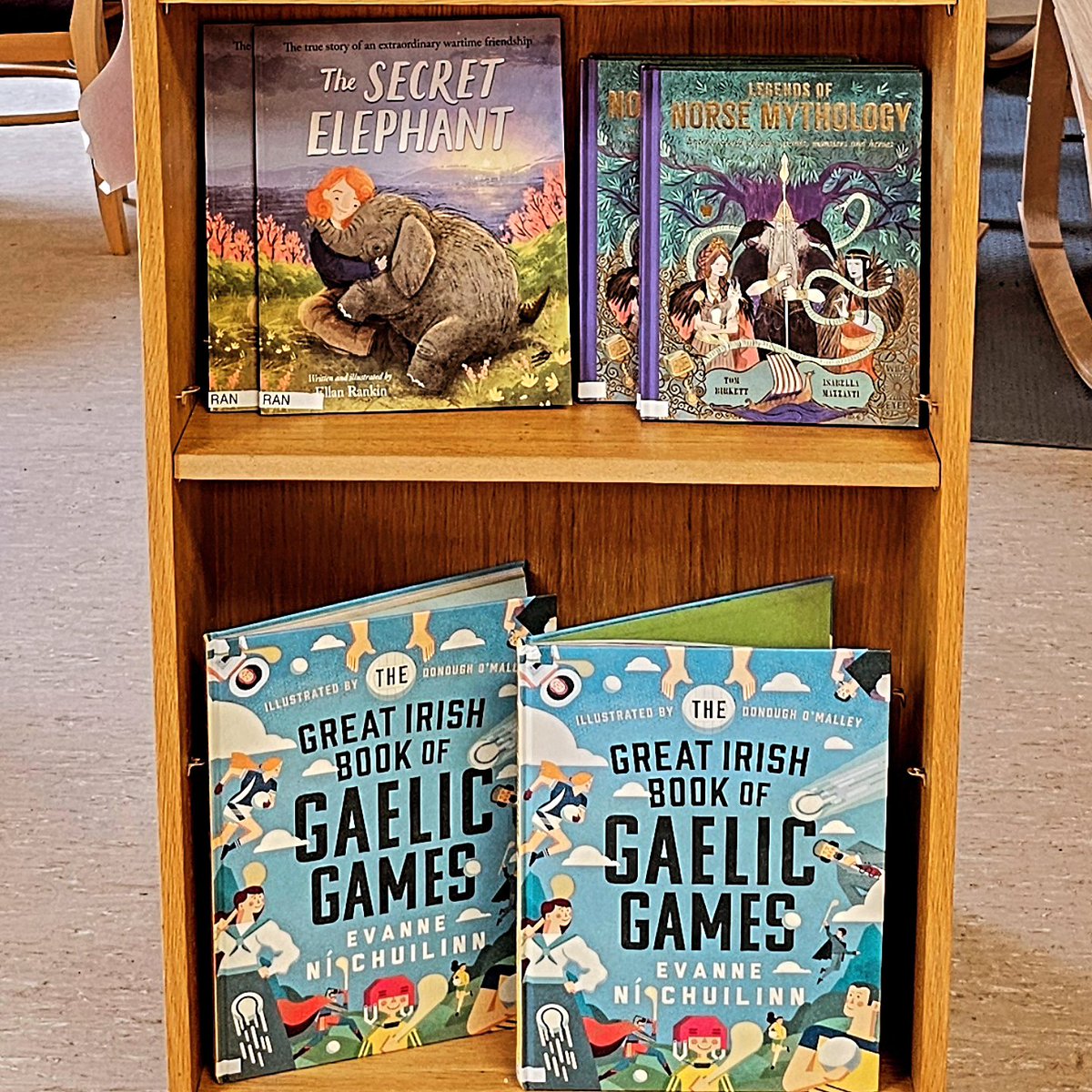 Our new #GreatReadsAward display 📚😍 Let's get reading. So cool that schools can register online to win a set of these books diversebooks #DiversifyYourReading #GRAIrl24 #bookclub #readingforfun