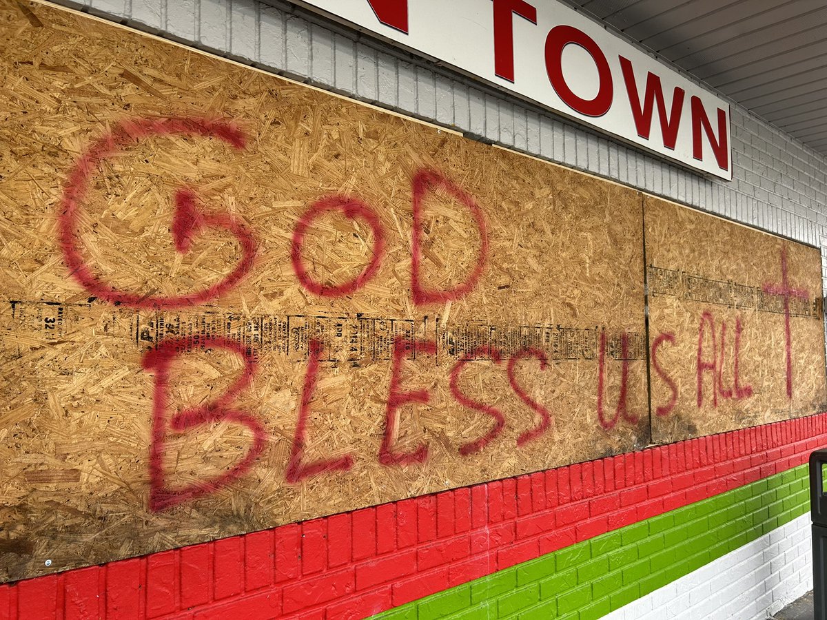 Restaurant boarded up in Tampa Bay
“Go away Milton. God bless us all”