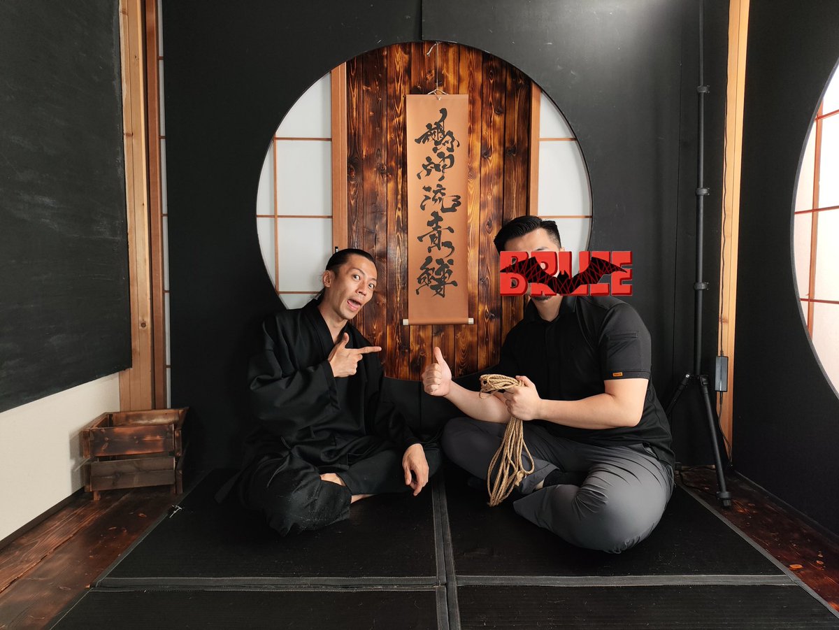 先生の承認に感謝します@bakushi518YR 
模特兼翻译@Mu_yanxi 辛苦啦
Mr. Yagami Niubility ! 👍👍👍
身法控人控绳，回归捕绳本源，老师也懂形意拳是我没想到的，还用三尖相照给我讲解👍启发我更多结合武术技巧来绳缚👊 https://t.co/IrJSFom2CJ